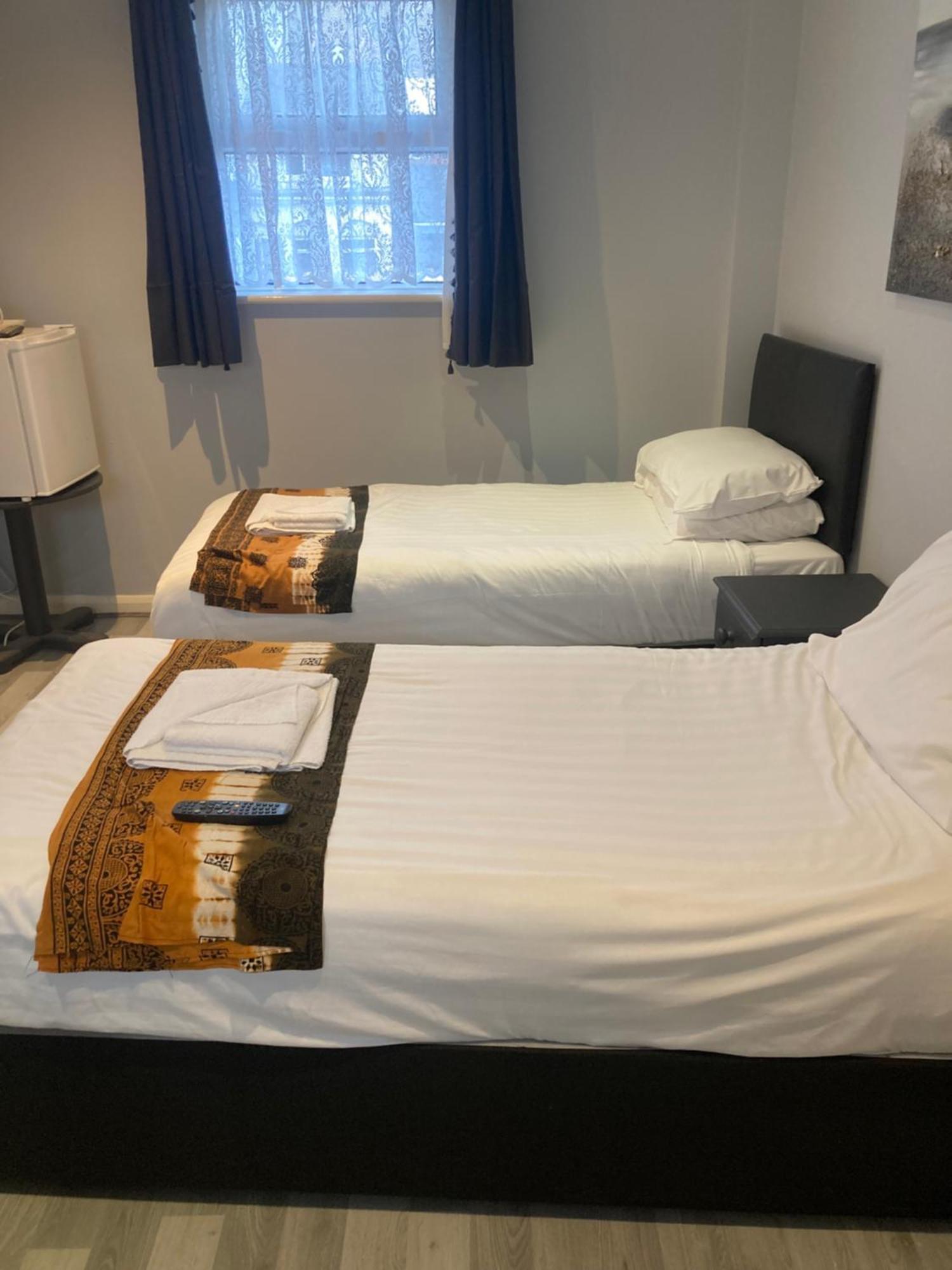 Abingdon Lodge Hotel Райд Екстер'єр фото