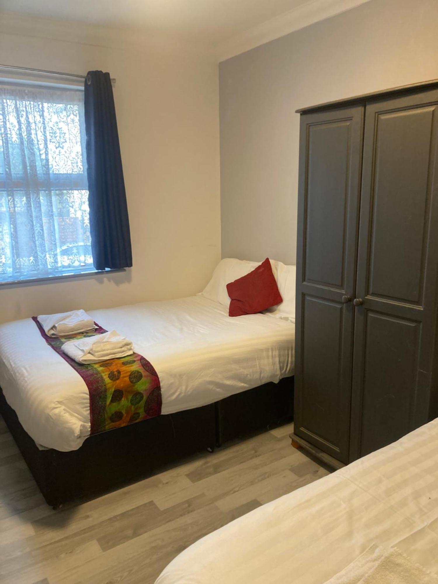 Abingdon Lodge Hotel Райд Екстер'єр фото